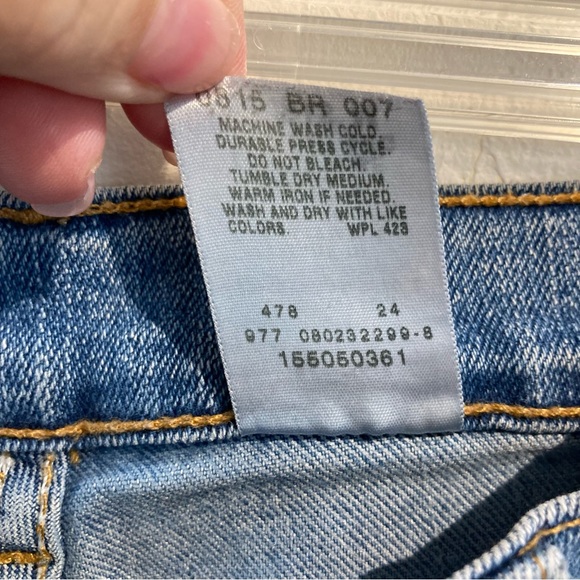 *Last month* Vintage Levi’s 505 - Picture 14 of 16